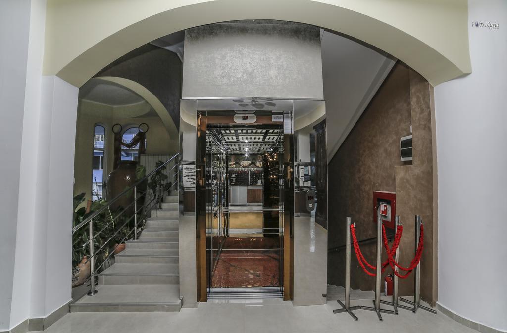 Hotel Golden Spirit Băile Herculane Exterior foto