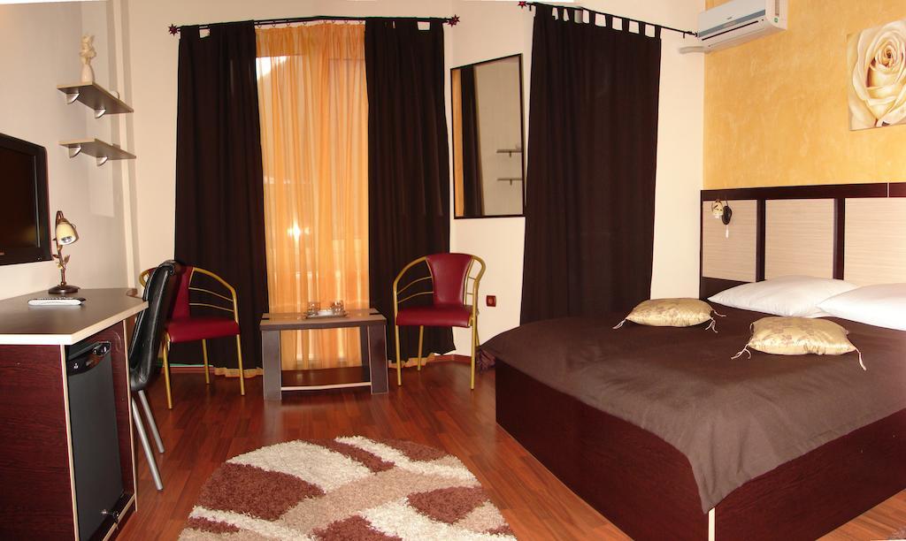 Hotel Golden Spirit Băile Herculane Quarto foto